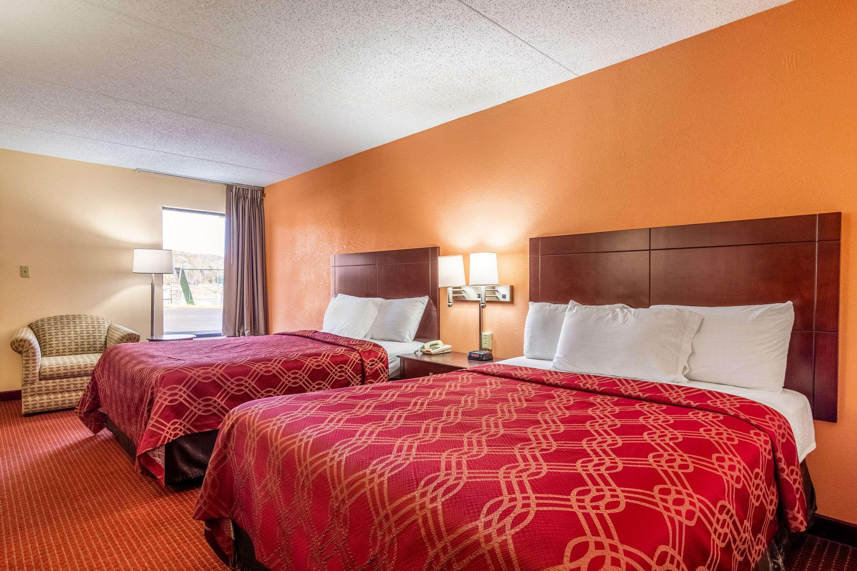 Econo Lodge Rocky Top Eksteriør billede