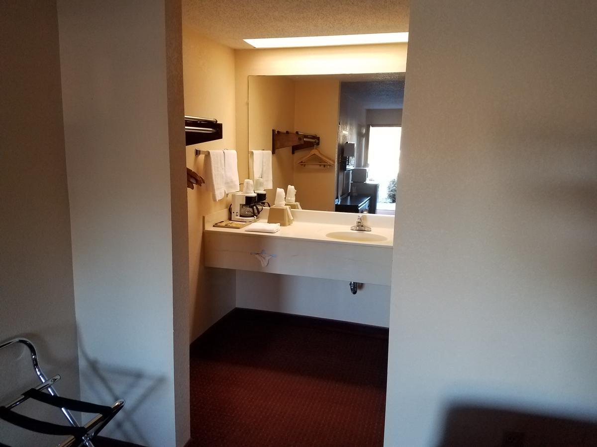 Econo Lodge Rocky Top Eksteriør billede